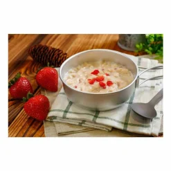 Porridge with Strawberries (High Energy Serving)